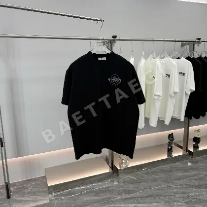 몽클레르 클래식 로고 유니섹스 반팔 티셔츠 71761