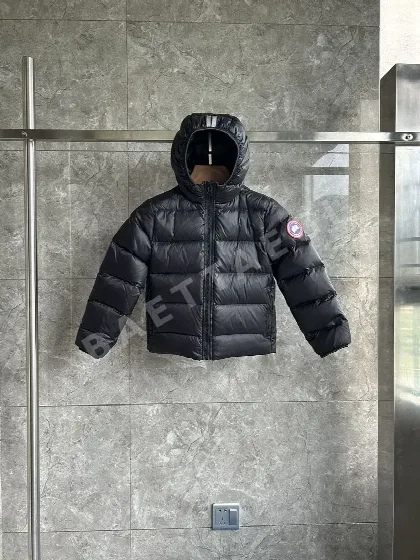 캐나다구스 [TOP] 블랙 205733 Canada Goose Kids E5460