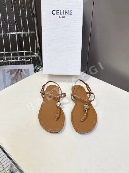 셀린느 개선문 비치 샌들 98382