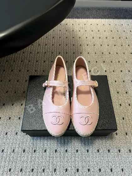샤넬 더블 C 로고 메리제인 슈즈 95670