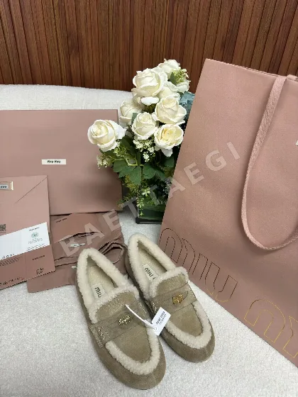 미우미우 스웨이드 퍼 로퍼 93861