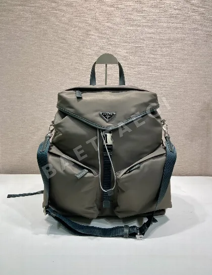 프라다 나일론 숄더백 2VZ108 A