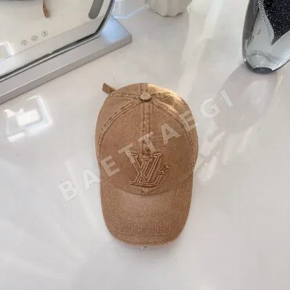 루이비통 워시 가공 자수 야구모자 79293