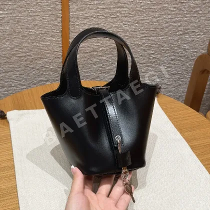 에르메스 피코탄 록 박스 가죽 미니 백 169347