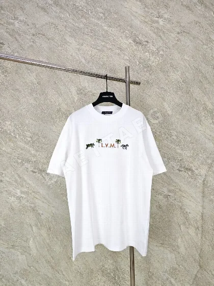 루이비통 남성 코튼 자수 반팔 티셔츠 157502