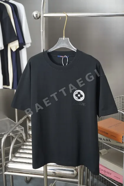 루이비통 사클로버 패턴 남성 반팔 티셔츠