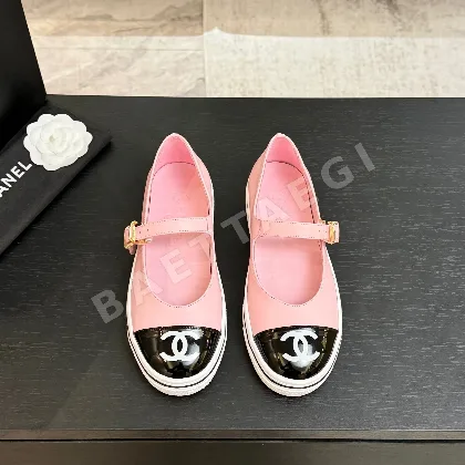 샤넬 레이스업 플랫 신발 98823