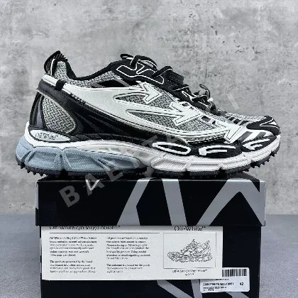 오프화이트 비 라이트 백 블랙 화이트 202361 Off White Be Right Back