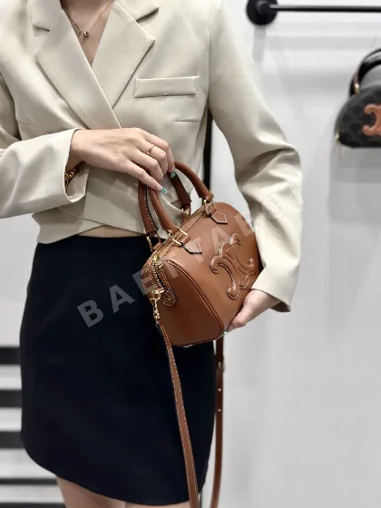 셀린느 스몰 스무스 카우레더 보스턴백 86326