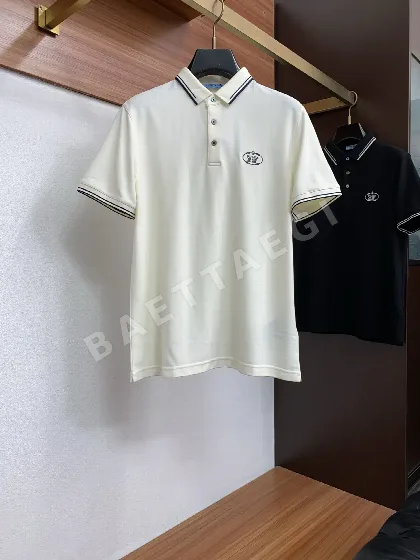 프라다 남성 폴로 카라 반팔 티셔츠 143283