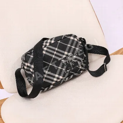 버버리 체크 패턴 카메라백 39984