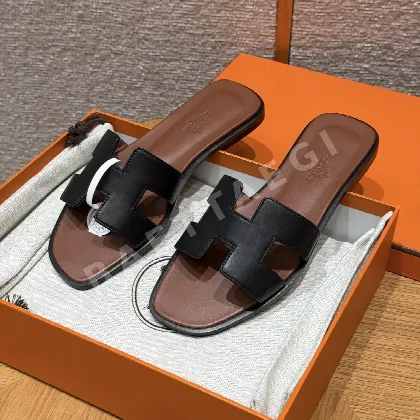 에르메스 181 오란 블랙 슬리퍼 8443