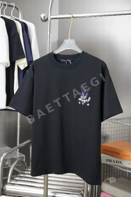 루이비통 컬러 블록 자수 반팔 티셔츠 48857