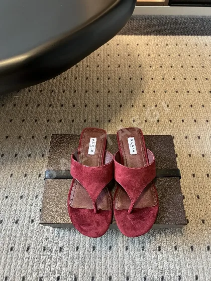 알라이아 여성 플랫 샌들 99507