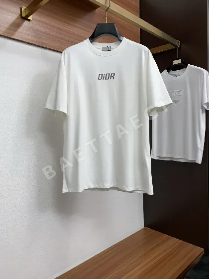 디올 크루넥 코튼 반팔 티셔츠 47654