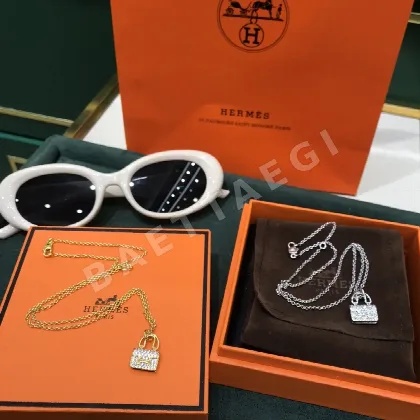 에르메스 로즈 골드 콘스탕스 목걸이 69910
