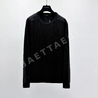 루이비통 LV 패치워크 크루넥 긴팔 티셔츠 113887