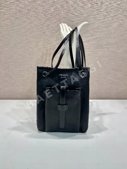 프라다 카프스킨 토트백 1BH288