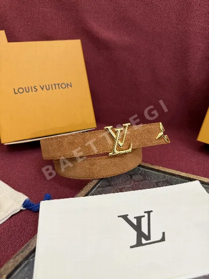루이비통 LV 이니셜 골드 메탈 버클 스웨이드 벨트 57605
