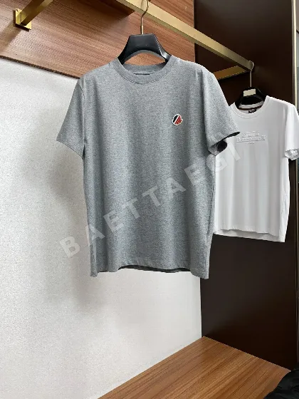 몽클레르 남성 크루넥 반팔 티셔츠 135550