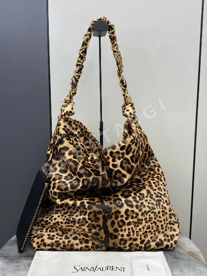 생로랑 야생표범 무늬 포니 헤어 체인 토트 가방 834750