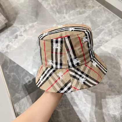 버버리 3D 자수 코튼 어부 모자 81934