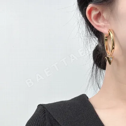 발렌티노 하트 장식 귀걸이 63484