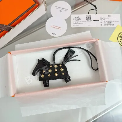 에르메스 포니 스터드 로데오 키링 155834