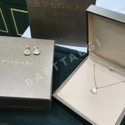 불가리 목걸이 64652 Bvlgari Necklace