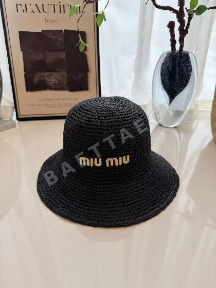 미우미우 밀짚 어부 모자 80780