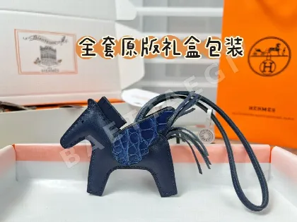 에르메스 크로코다일 새들 페가수스 키링 155842