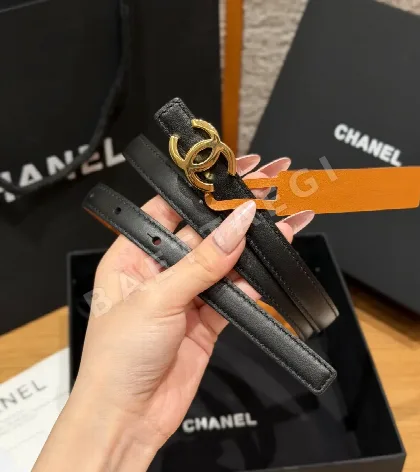 샤넬 더블 C 로고 리버시블 카프스킨 벨트 176690