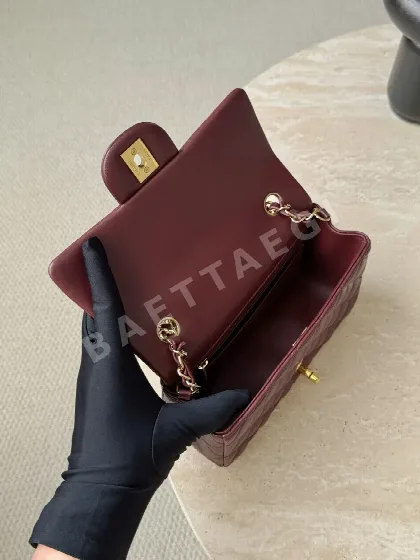 샤넬 다크 레드 금장 미니 토트백 33437