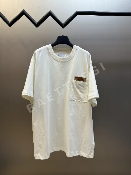 보테가베네타 직조 가죽 포켓 남성 반팔 티셔츠 136491