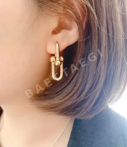 티파니 더블 링 말굽 버클 귀걸이 70919