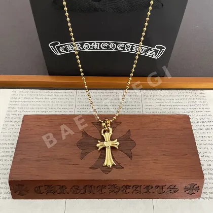 크롬하츠 클래식 골드 펄 십자가 하트 목걸이 126916