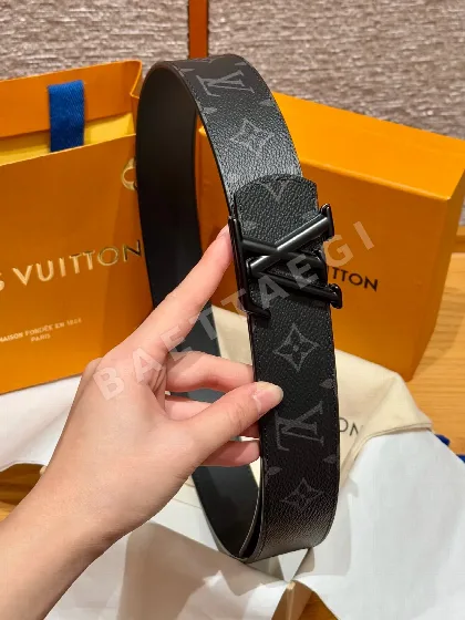 루이비통 모노그램 에클립스 리버시블 벨트 172224