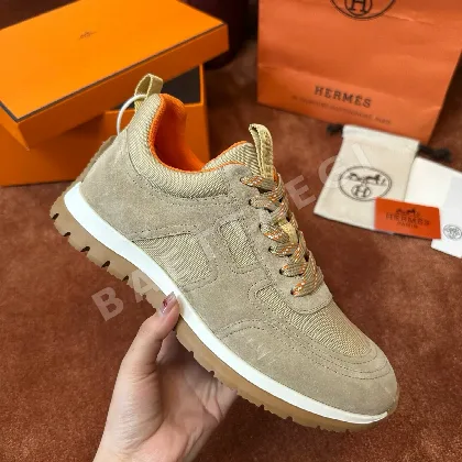 에르메스 지미 스니커즈 76061