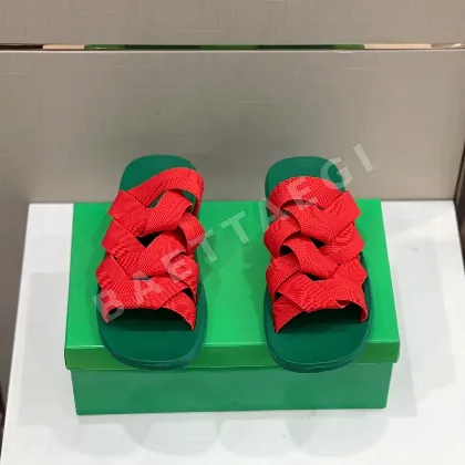 보테가베네타 뉴우븐 남성 슬리퍼 152451