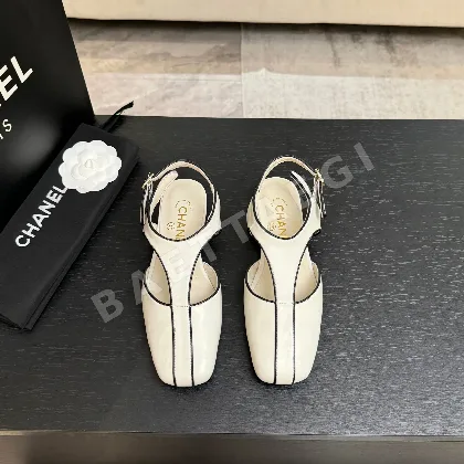 샤넬 26C 더블 C 컬러 블록 플랫 슈즈 98453