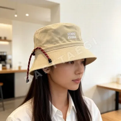 미우미우 모자 185850 Miu Miu Cap