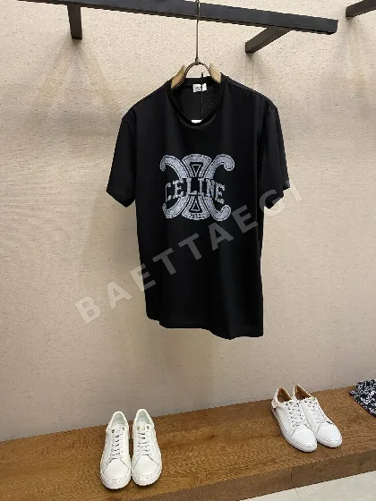 셀린느 로고 프린트 코튼 반팔 티셔츠 23471