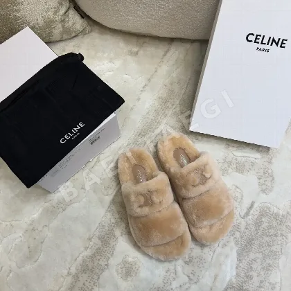 셀린느 울 퍼 슬리퍼 94490