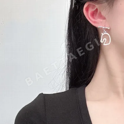 에르메스 귀걸이 70287