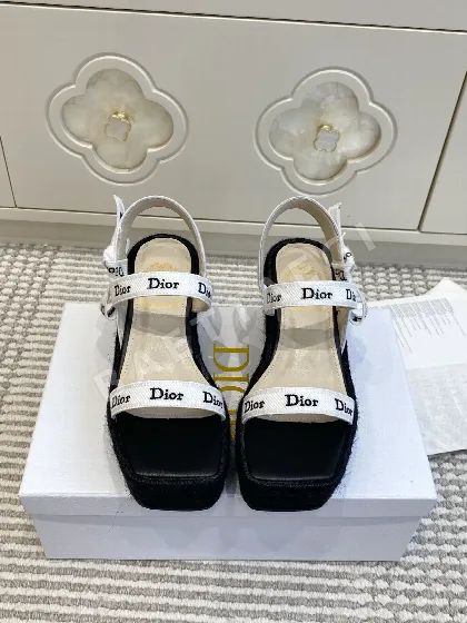 디올 더블 스트랩 웨지힐 샌들 112781