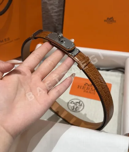 에르메스 켈리 버클 크로커다일 송아지가죽 벨트 176579