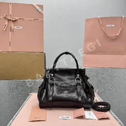 미우미우 클라렛 핸드백 133475