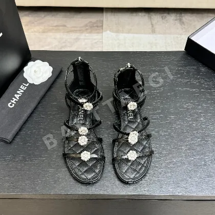 샤넬 진주 장식 청키힐 샌들 42147