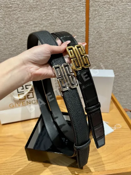 지방시 라이치 엠보싱 가죽 벨트 4G 버클 180367