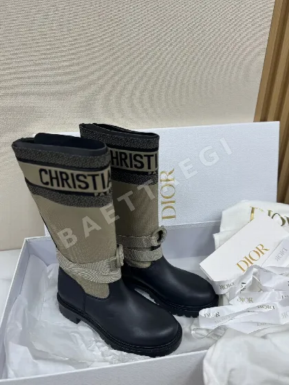 디올 D-메저 클래식 라이더 부츠 93393